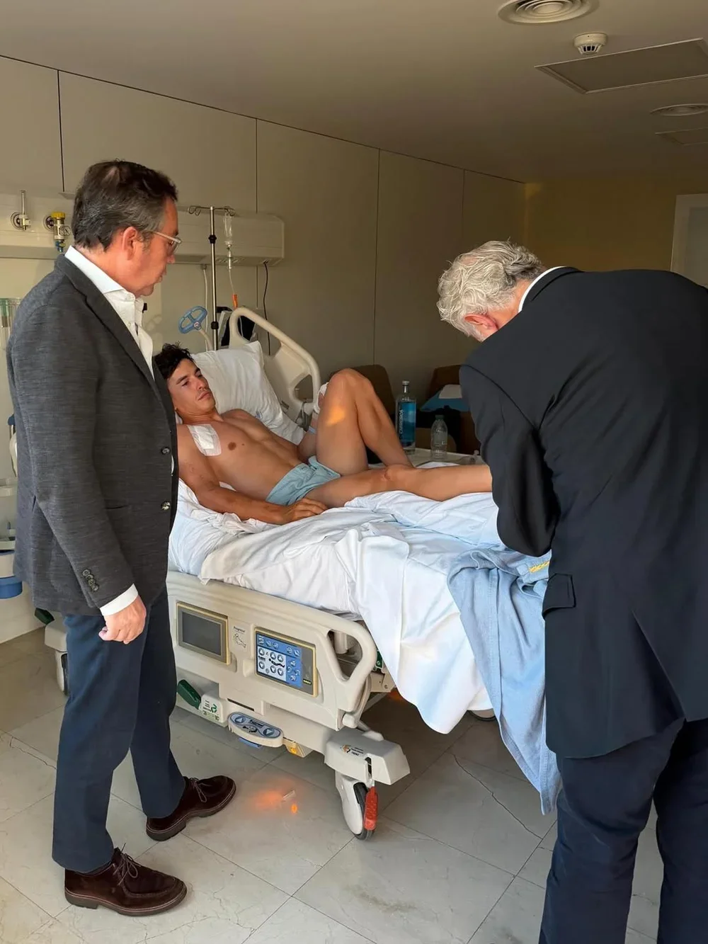 Marc Márquez publicó imágenes desde el hospital